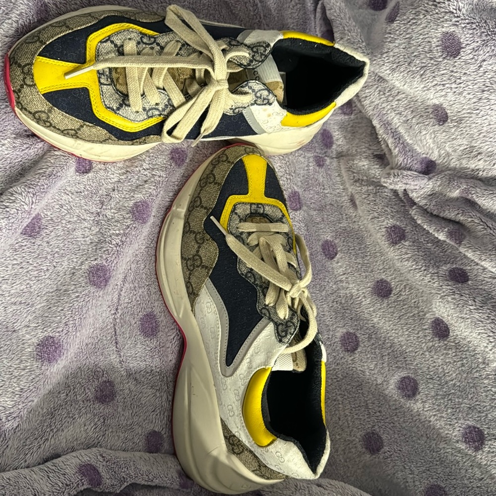 Women gucci shoes